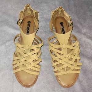 MAKALU CALIFORNIA Mesh Style Wedge Sandals